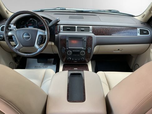 Used 2012 GMC Yukon Denali AWD/4WD image 10