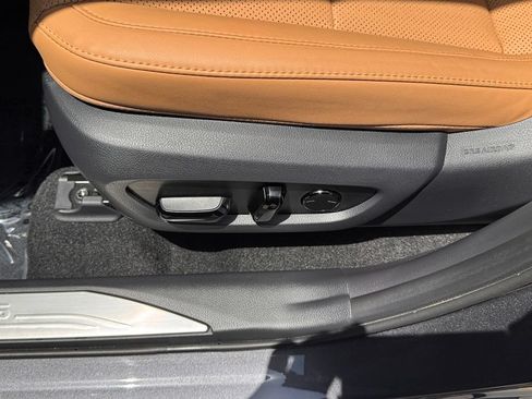 Used 2026 Lexus NX 350h AWD w/ Cold Area Package image 18