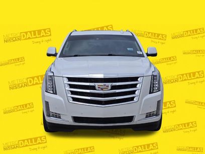 Used 2017 Cadillac Escalade Luxury