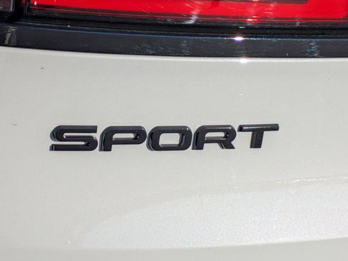 New 2026 Land Rover Range Rover Sport SE image 31