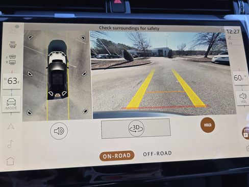 New 2025 Land Rover Discovery Sport Dynamic SE image 23