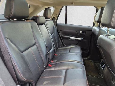 Used 2013 Ford Edge SEL FWD image 18