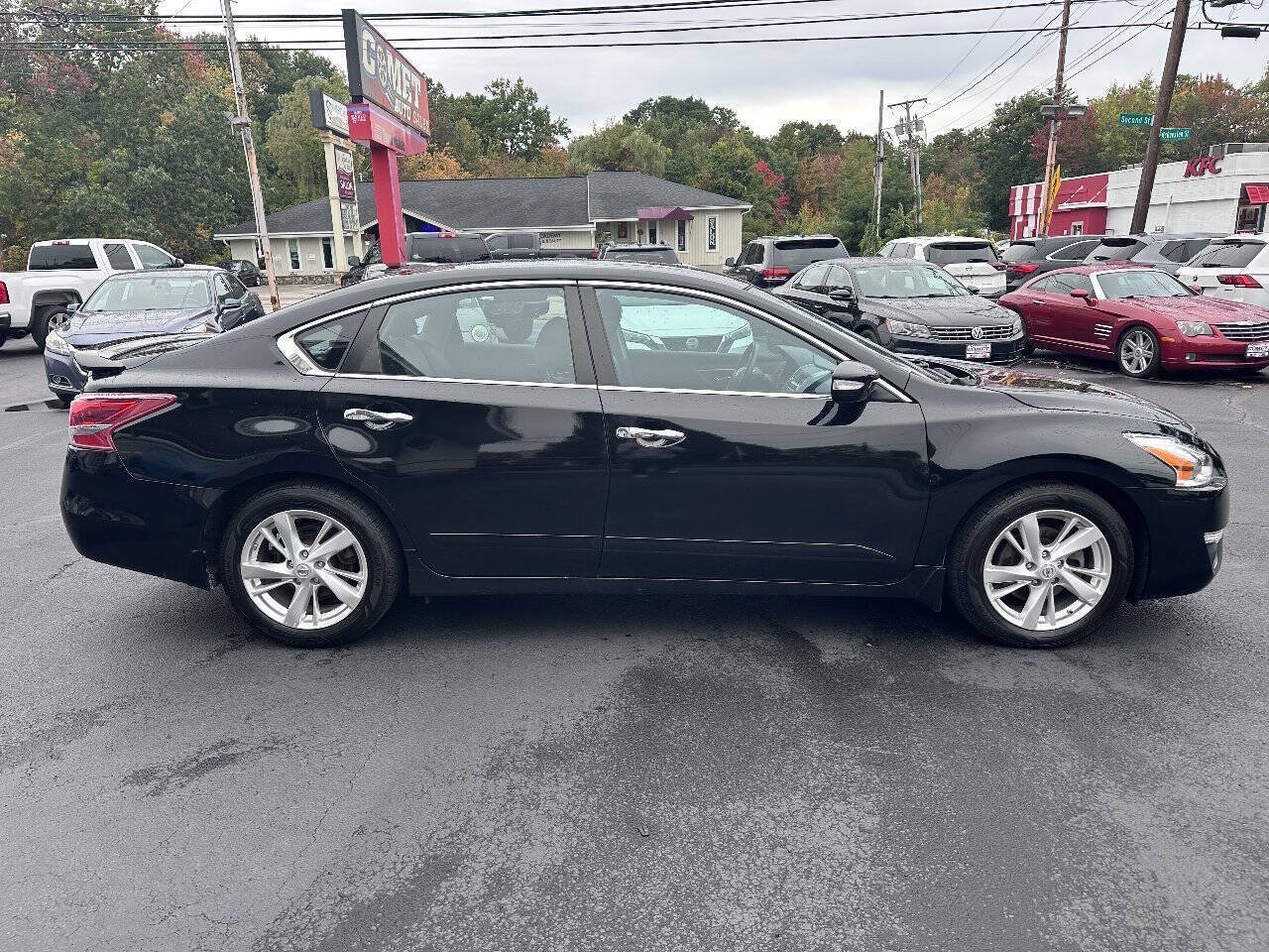 Used 2013 Nissan Altima 2.5 SL w/ 2.5 Moonroof Pkg FWD image 3