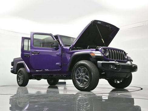 New 2026 Jeep Gladiator Sport AWD/4WD image 49