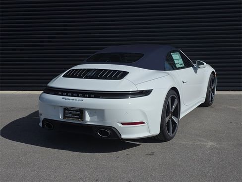 New 2026 Porsche 911 Carrera 4S image 7