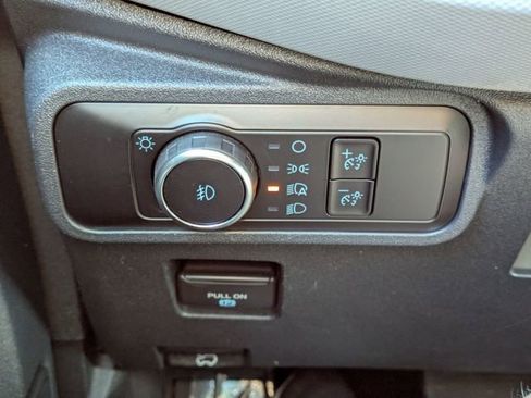 Used 2023 Ford Bronco Black Diamond image 16