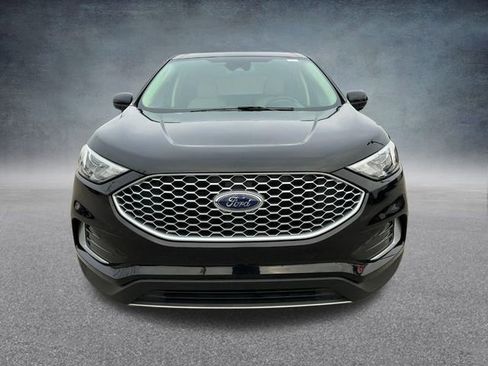 Used 2023 Ford Edge SEL image 10