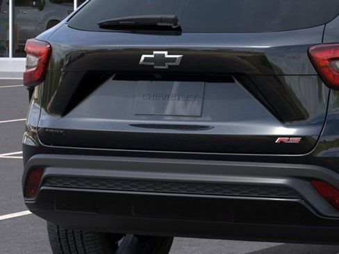 New 2026 Chevrolet Trax RS image 14