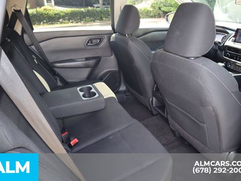 Used 2024 Nissan Rogue S FWD image 24