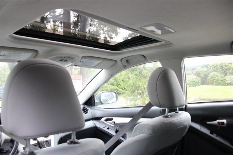 Used 2010 Toyota Matrix S FWD image 8