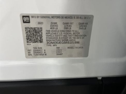 Used 2024 Chevrolet Equinox LT image 36