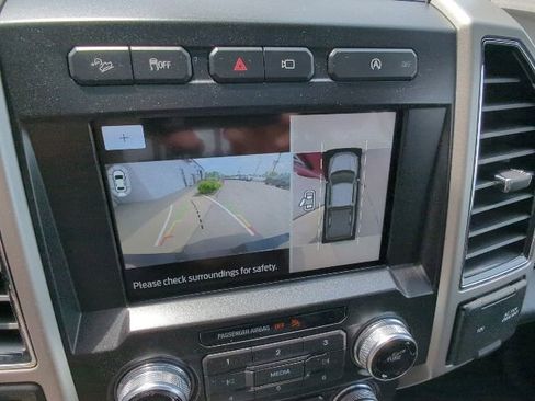 Used 2018 Ford F150 Lariat w/ Equipment Group 502A Luxury AWD/4WD image 24