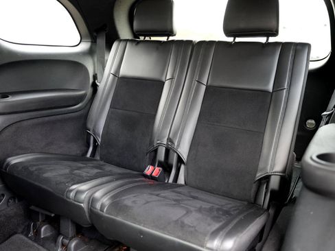 Used 2018 Dodge Durango GT image 17