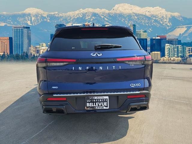 Certified 2025 INFINITI QX60 Luxe w/ Cargo Package AWD/4WD image 4
