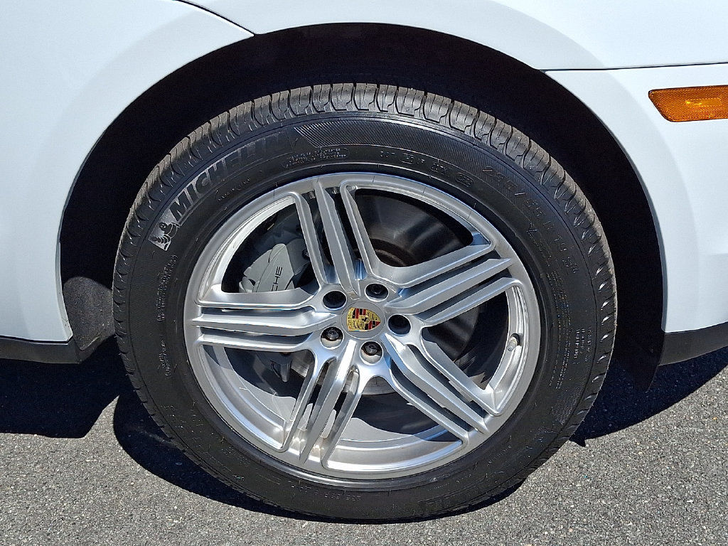 Used 2021 Porsche Macan S AWD/4WD image 16