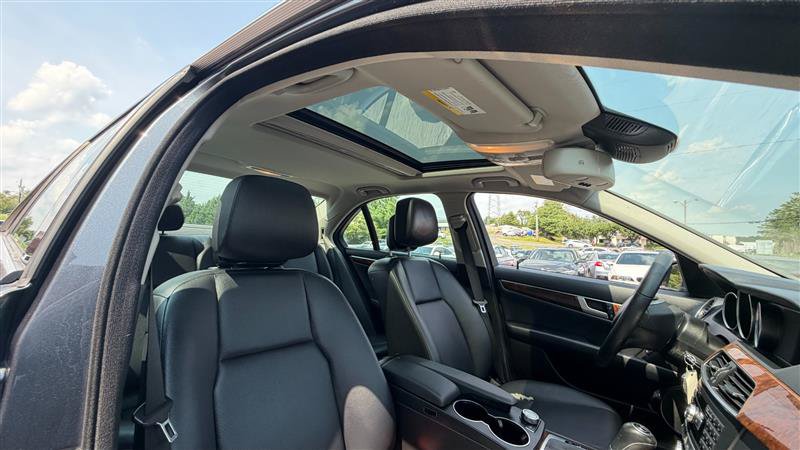 Used 2013 Mercedes-Benz C 300 Luxury 4MATIC Sedan image 17