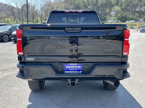New 2026 Chevrolet Silverado 2500 High Country w/ High Country Premium Package AWD/4WD image 4