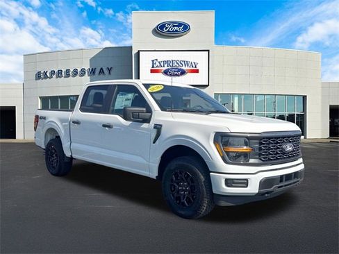 Used 2025 Ford F150 STX image 4