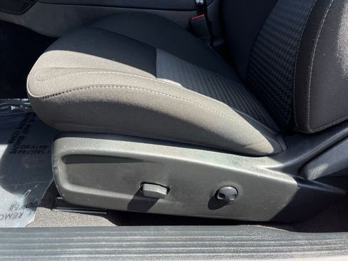 Used 2023 Dodge Challenger R/T image 32