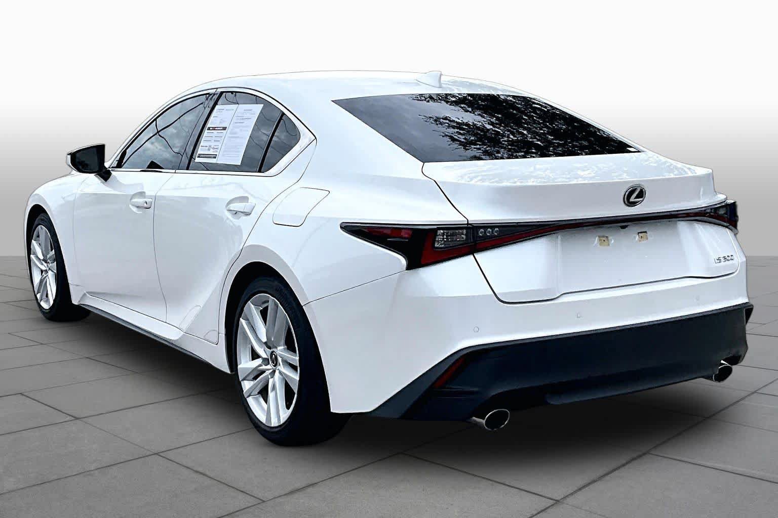 Used 2023 Lexus IS 300 w/ Comfort Package RWD image 12