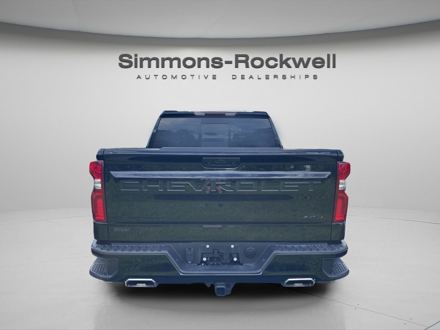 Used 2024 Chevrolet Silverado 1500 RST w/ Convenience Package II AWD/4WD image 4