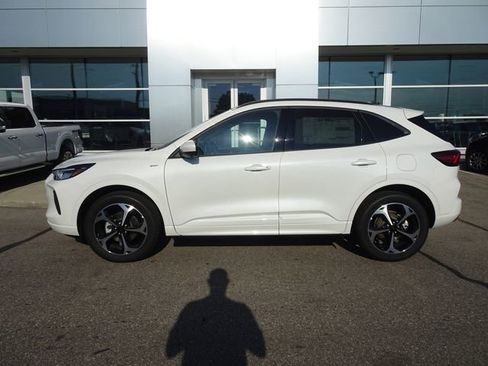 New 2024 Ford Escape ST-Line Select w/ Tech Pack #2 image 2