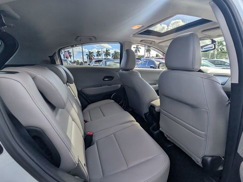 Used 2018 Honda HR-V EX-L image 18
