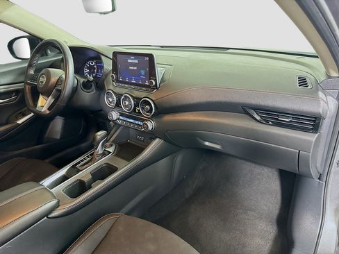 Used 2020 Nissan Sentra SR w/ Electronics Package image 30