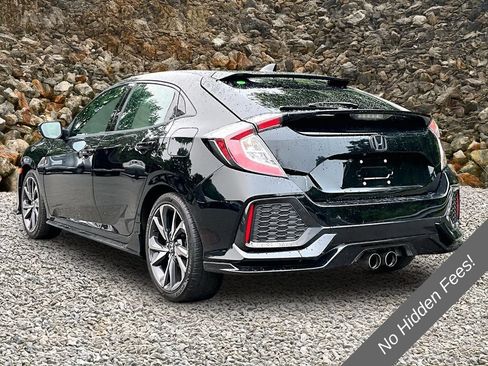 Used 2018 Honda Civic Sport image 10