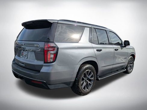Used 2022 Chevrolet Tahoe Z71 w/ Z71 Off-Road Package AWD/4WD image 4