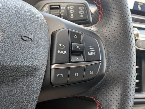 Used 2025 Ford Escape ST-Line image 26