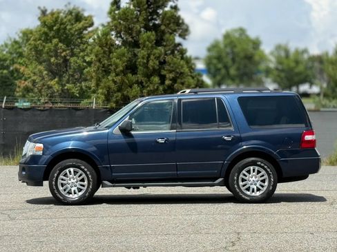 Used 2014 Ford Expedition XLT AWD/4WD image 8