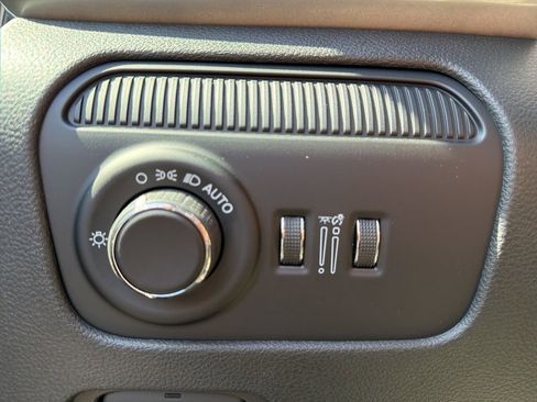 New 2026 Jeep Grand Wagoneer Limited AWD/4WD image 62