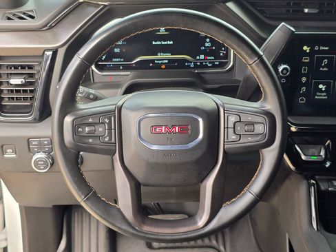 Used 2024 GMC Sierra 2500 AT4 w/ AT4 Premium Plus Package AWD/4WD image 25
