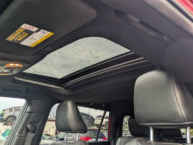 Used 2021 Toyota Highlander XSE AWD/4WD image 14