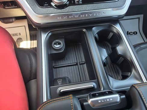 New 2026 Ford Expedition Tremor image 15