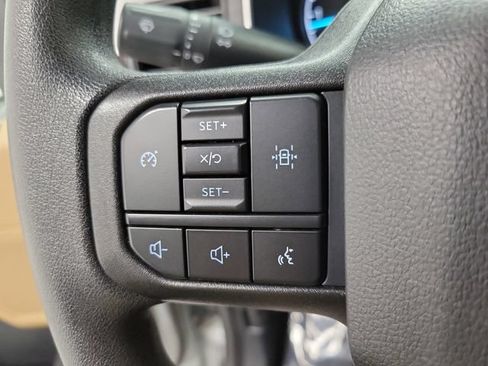 Used 2023 Ford F150 XLT AWD/4WD image 23