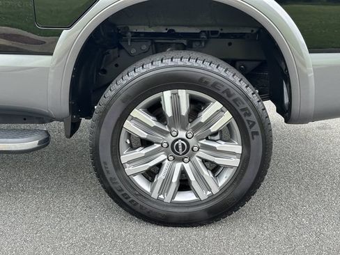 Certified 2024 Nissan Titan Platinum Reserve w/ Moonroof Package AWD/4WD image 21