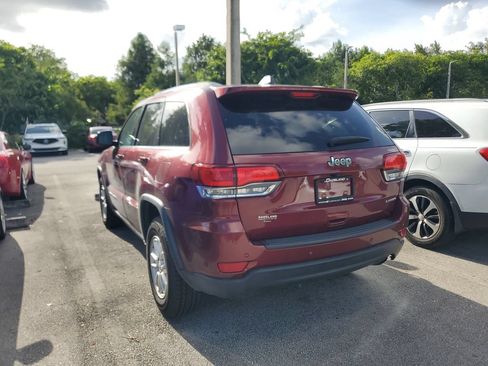 Used 2020 Jeep Grand Cherokee Laredo RWD image 7