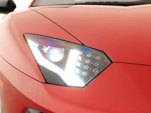 Used 2016 Lamborghini Aventador LP 750-4 Superveloce image 36