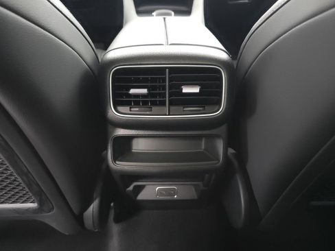 Used 2024 Mercedes-Benz GLE 450e 4MATIC w/ AMG Line Exterior image 30