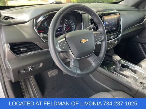 Used 2023 Chevrolet Traverse LT FWD image 10