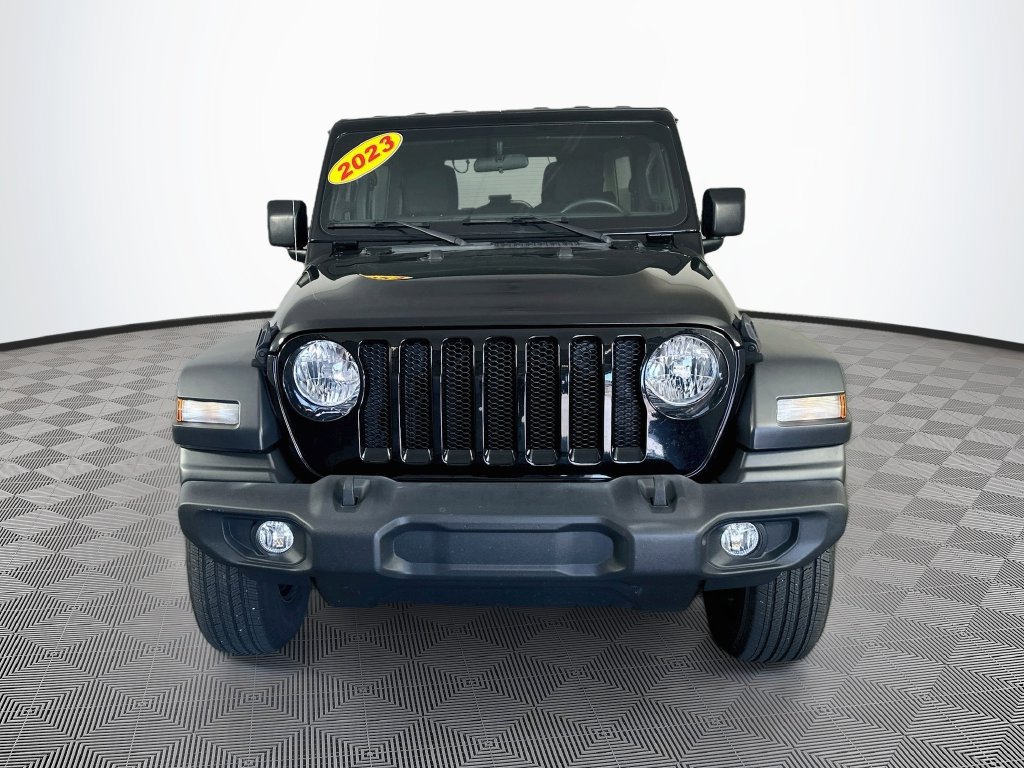 Used 2023 Jeep Wrangler Unlimited Sport AWD/4WD image 4