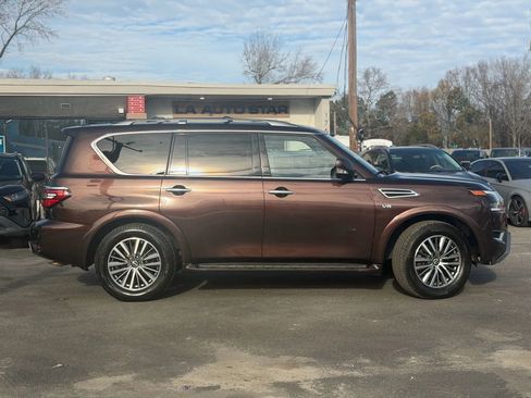 Used 2021 Nissan Armada SL w/ Captain's Chairs Package image 2
