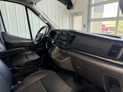 Used 2022 Ford Transit 250 148 High Roof AWD image 25