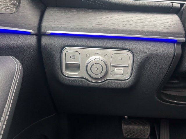 Used 2025 Mercedes-Benz GLS 450 4MATIC image 31
