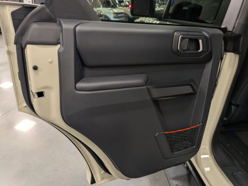 New 2025 Ford Bronco Raptor w/ Interior Carbon Fiber Pack AWD/4WD image 29