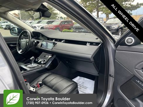 Used 2020 Land Rover Range Rover Evoque SE AWD/4WD image 11