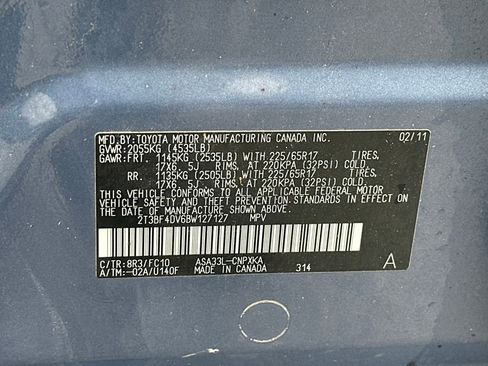 Used 2011 Toyota RAV4 4WD image 28