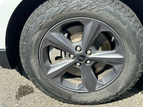 Used 2023 Ford Edge SEL w/ Sport Appearance Package AWD/4WD image 17